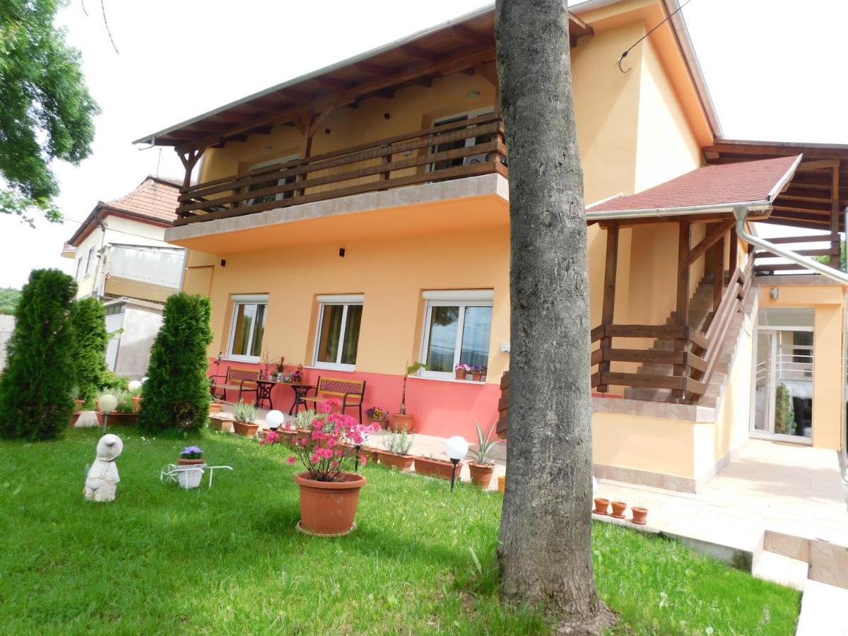 Eden Ii. Hotel Miskolc Exterior photo