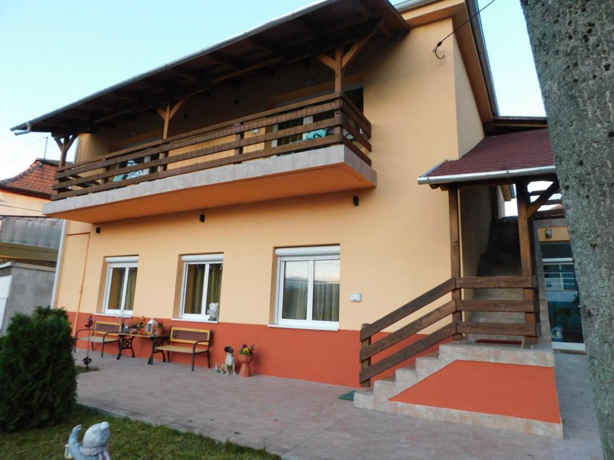 Eden Ii. Hotel Miskolc Exterior photo
