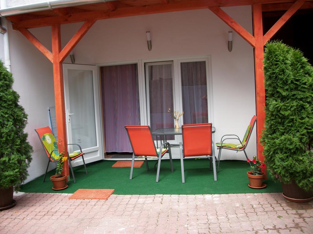 Eden Ii. Hotel Miskolc Exterior photo