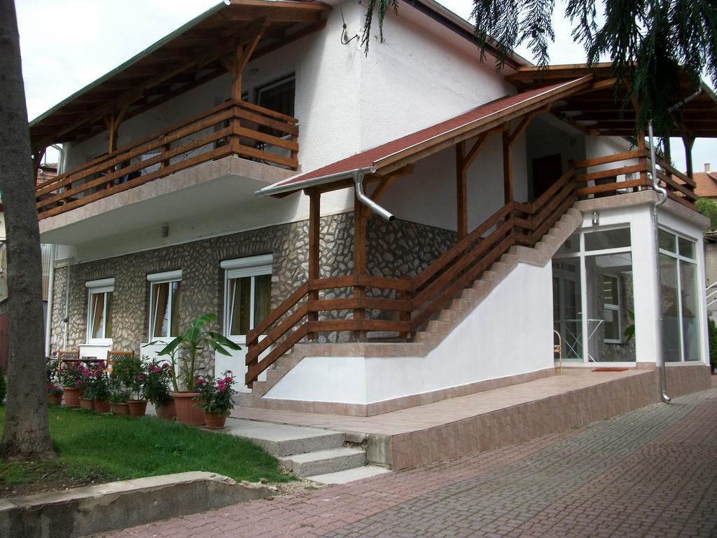 Eden Ii. Hotel Miskolc Exterior photo