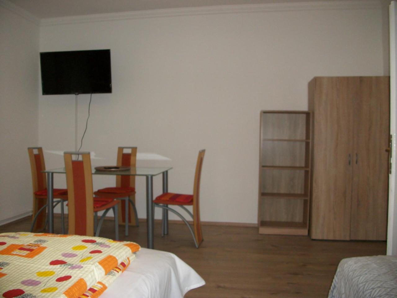 Eden Ii. Hotel Miskolc Exterior photo